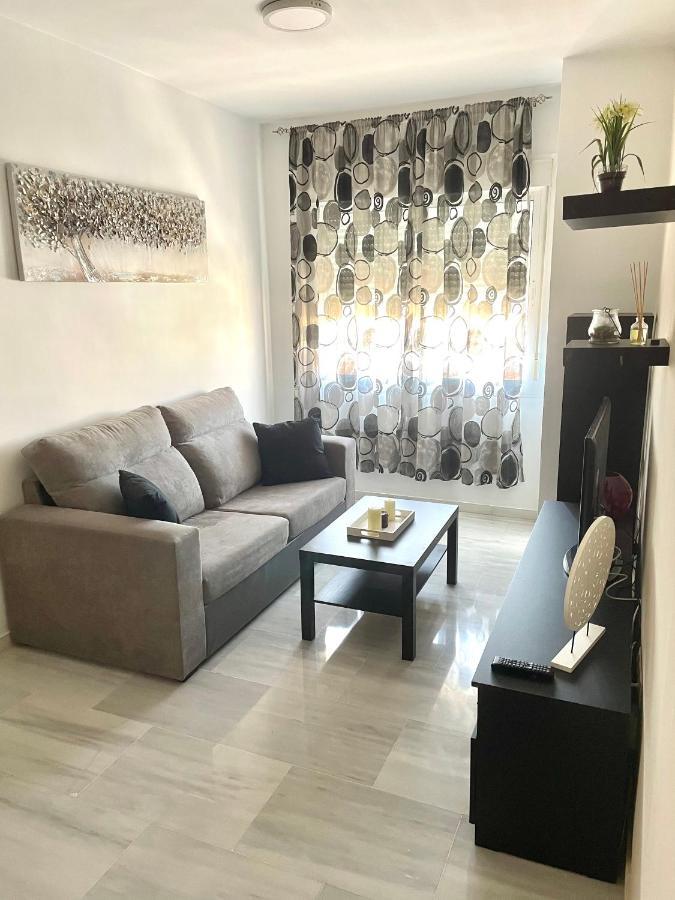 Apartamento Liru Bormujos, A 5 Minutos De Sevilla Екстер'єр фото