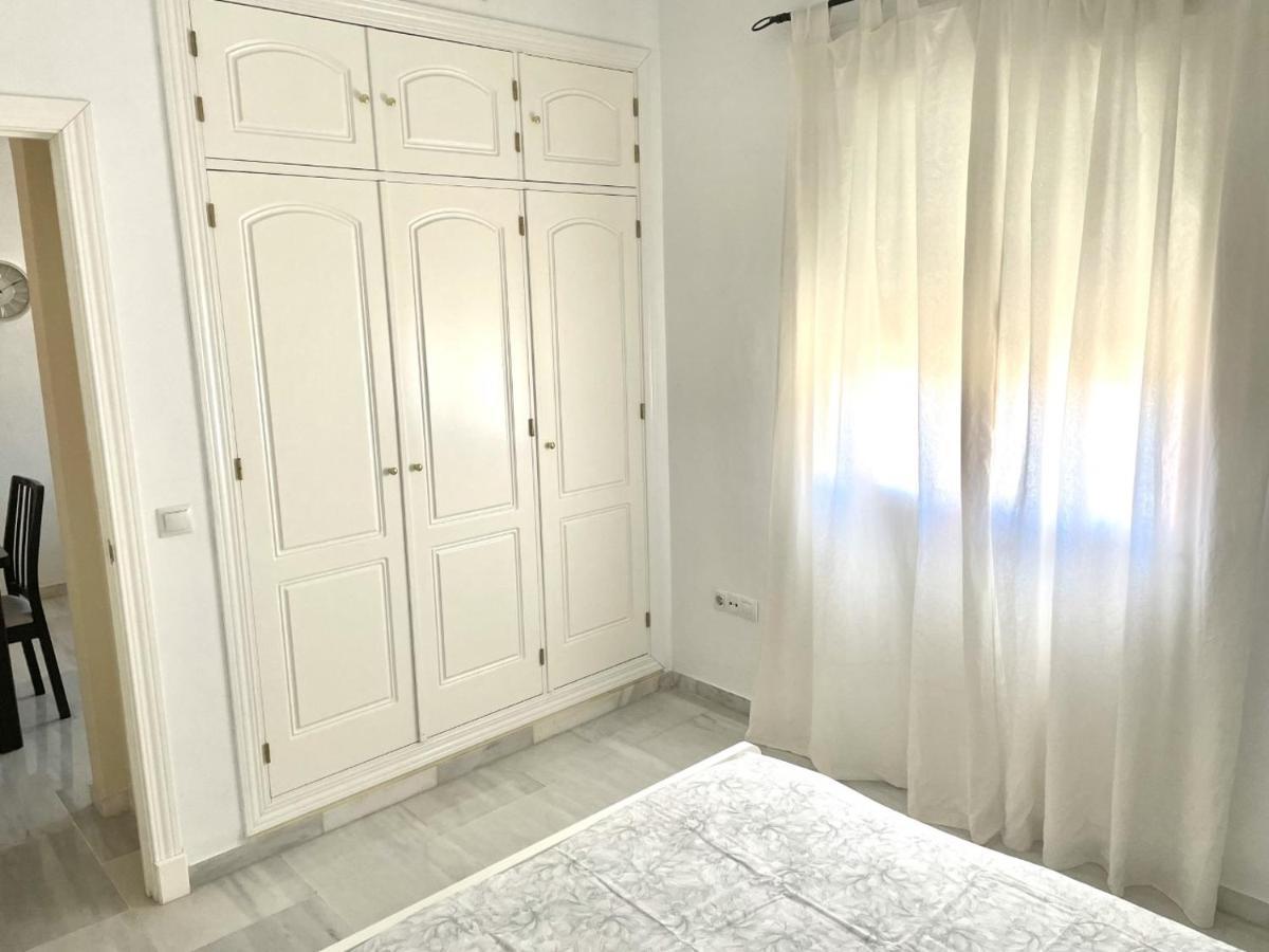 Apartamento Liru Bormujos, A 5 Minutos De Sevilla Екстер'єр фото