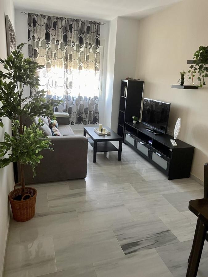 Apartamento Liru Bormujos, A 5 Minutos De Sevilla Екстер'єр фото