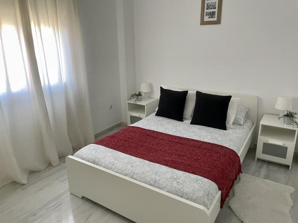 Apartamento Liru Bormujos, A 5 Minutos De Sevilla Екстер'єр фото
